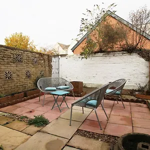 Holiday home K - Selkirk Street, Cheltenham